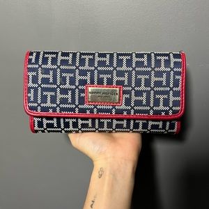 Tommy Hilfiger wallet